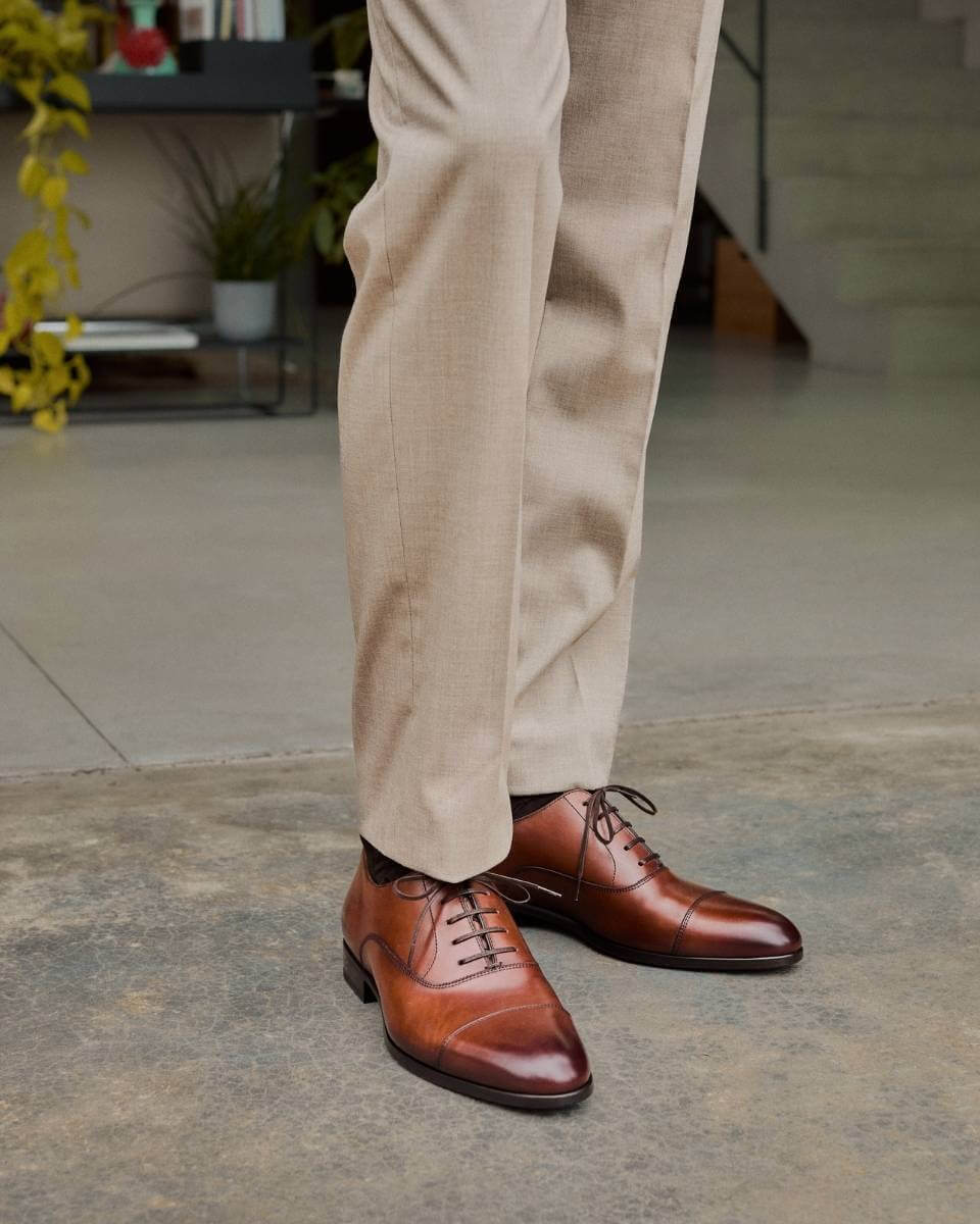 Chaussures Richelieu Homme En Cuir Marron - Pointure 43 - Marque Effacée - Très Bon état D'occasion