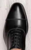 Cuir noir sur gomme